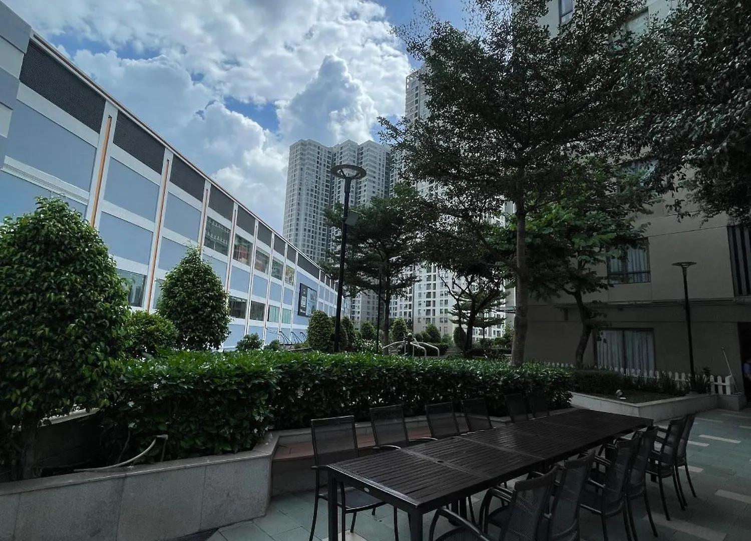 Hhomes - Cozy 2 Bedroom & Pool Gym At Masteri Thao Dien D2 Ho Chi Minh City Apartment